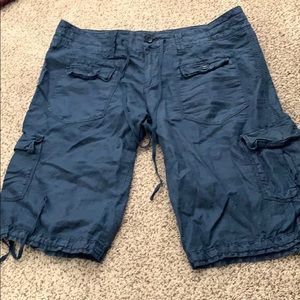 American Eagle cargo long shorts